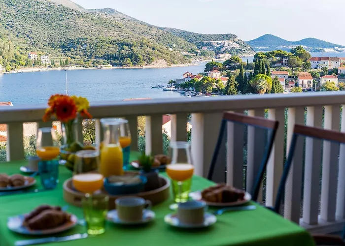 Deluxe Bellevue Apartment Zaton (Dubrovnik-Neretva)