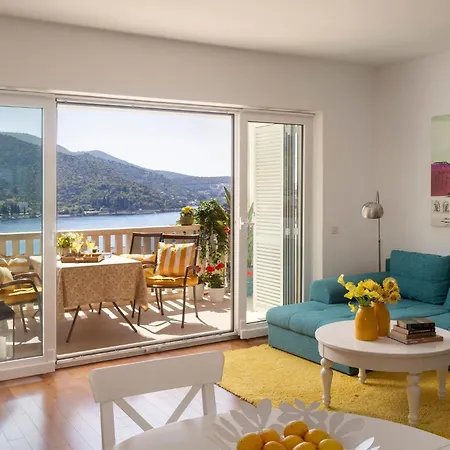 Deluxe Bellevue شقة